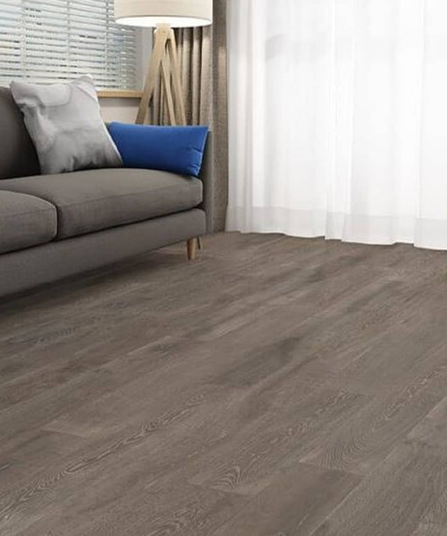 BHW Valor Engineered Hardwood White Oak Floors Trimble  55708 Room