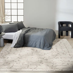 Calvin_Klein_SCL01GREY093117_07