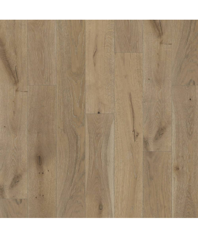 Piso de madera maciza de tablones anchos de roble europeo encantado con valles tallados