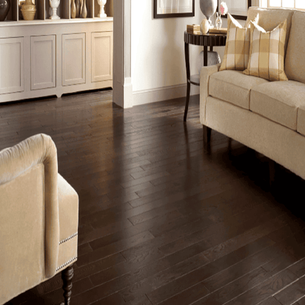 Mullican High-quality Solid White Oak Hardwood Floor Williamsburg Plank Black Pearl Room