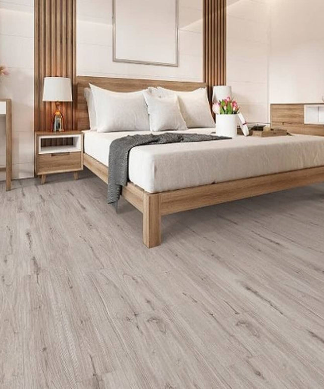 ScratchMaster LVP Waterproof Everwood Khaki Oak 547007 Room