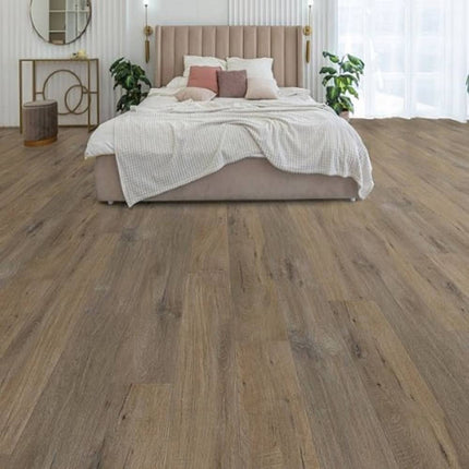 StoneCast LVP Waterproof Amazing Pro Warm Tawny Oak 537303 Room