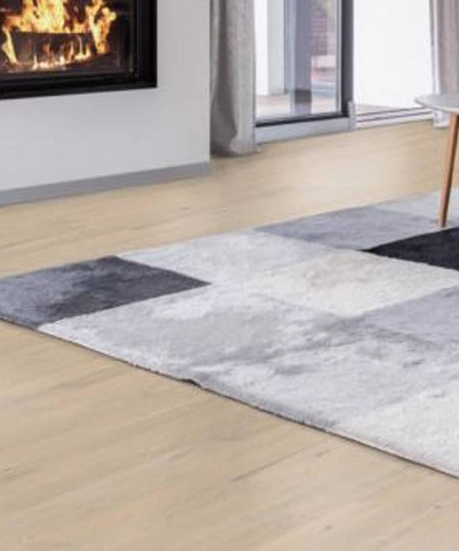 TrueTouch Coffee House Engineered European Oak Wire Brushed Floor Cannoli TT202 Room