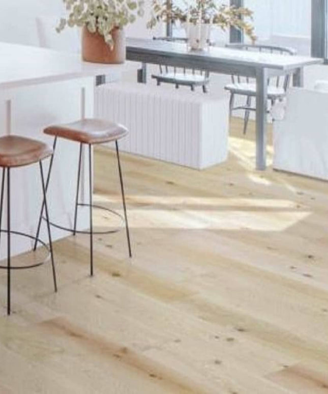 Echelon Pacific Longboard Engineered White Oak Wire Brushed Floor Cardiff Reef TT400 Room