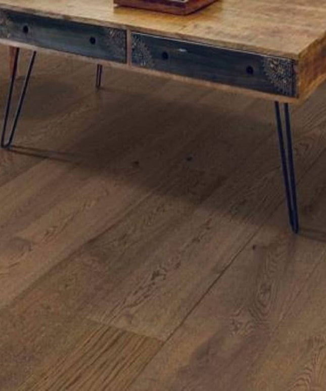 Echelon Pacific Longboard Engineered White Oak Wire Brushed Floor Rincon TT404 Room
